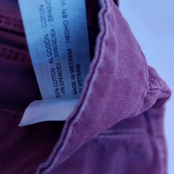 UNIONBAY Size 7 Red Women's Boot Cut Jeans Short - Picture 5 of 9